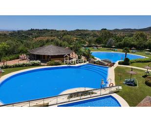 Swimming pool of Apartment for sale in Benahavís  with Air Conditioner, Terrace and Storage room