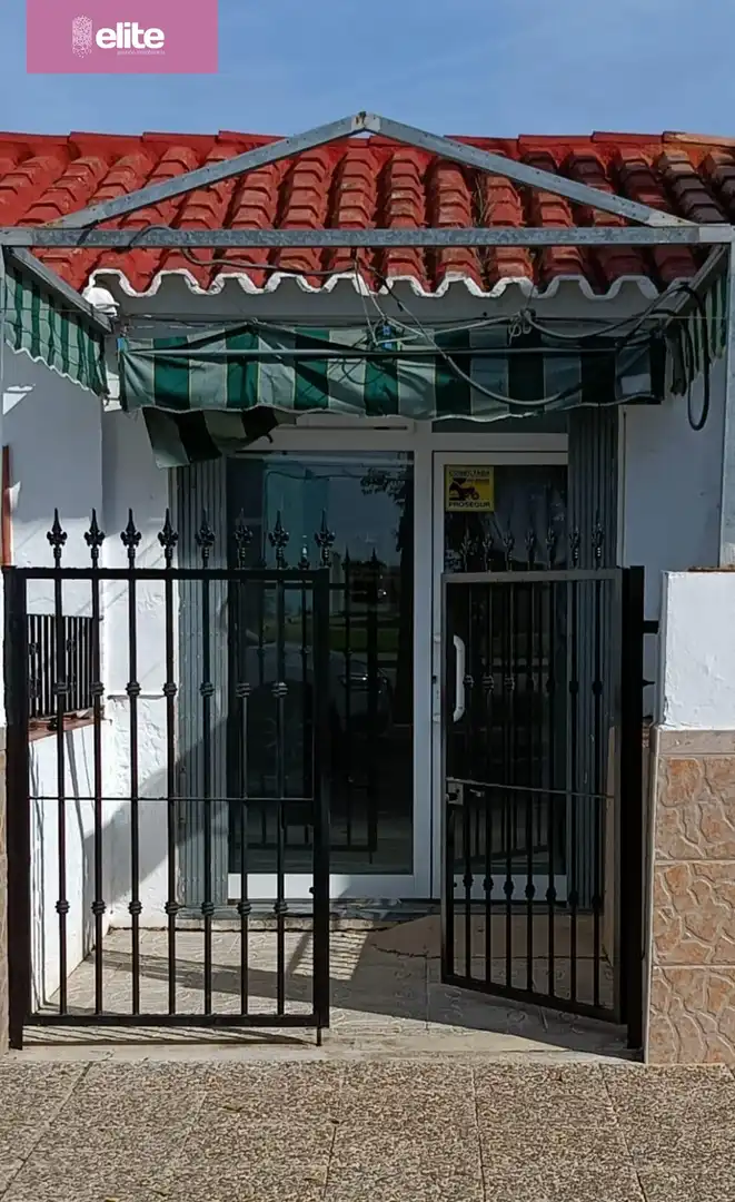 Houses for sale in Jerez de la Frontera  with Air Conditioner and Terrace