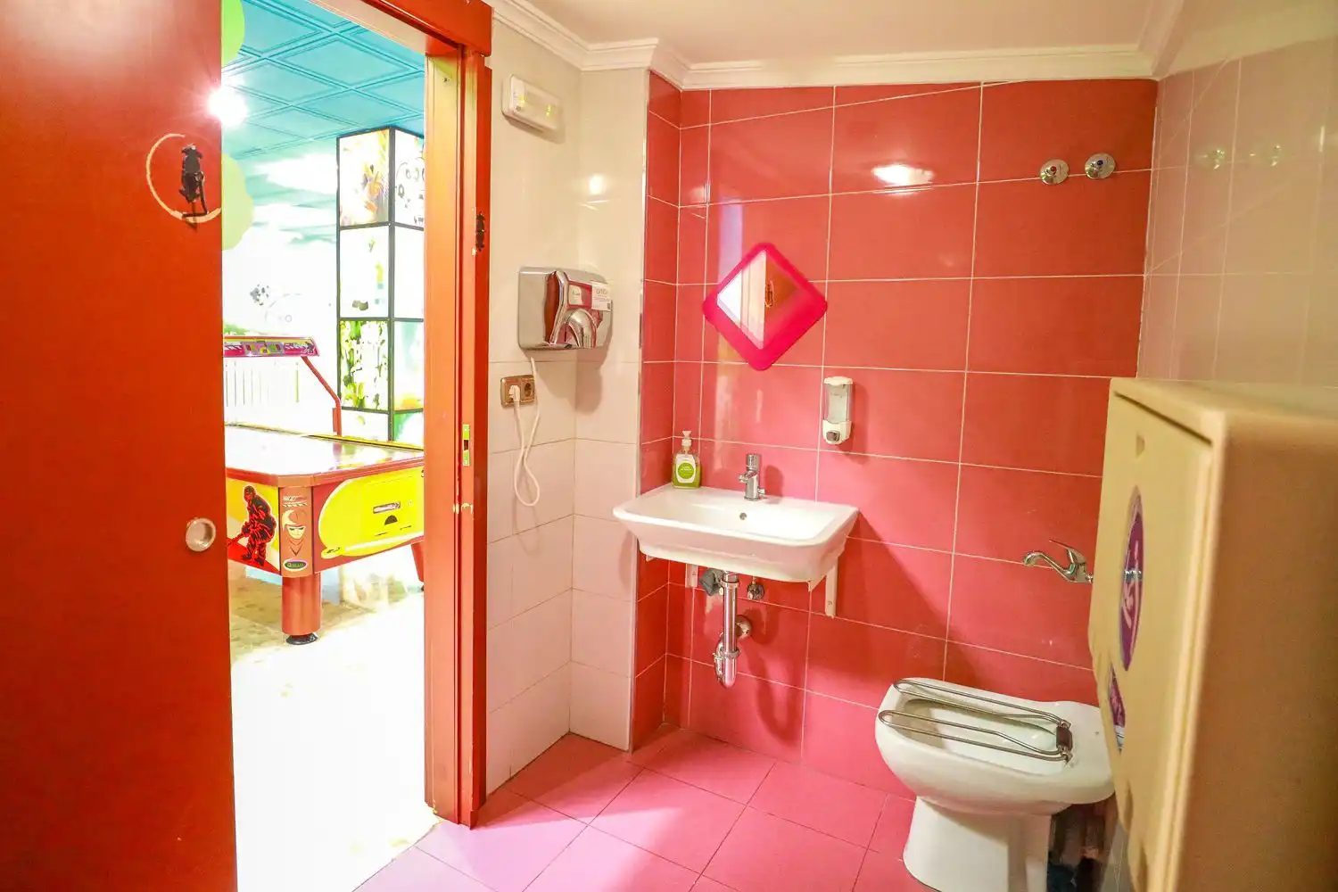 Baño de Casa o chalet en venta en Pizarra con Aire acondicionado, Calefacción y Jardín privado