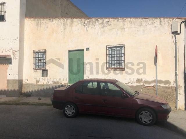 Local comercial en Venta en  Calle Higueras, 50, Málaga, España en Los Almendros - El Limonero - El Tomillar