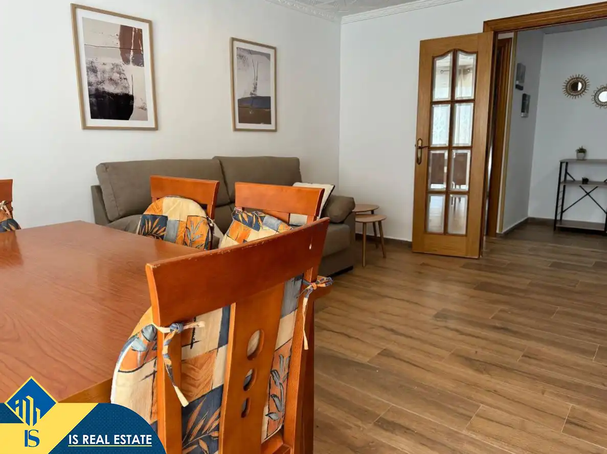 Sala d'estar de Apartament en venda en Alicante / Alacant amb Calefacció, Terrassa i Moblat