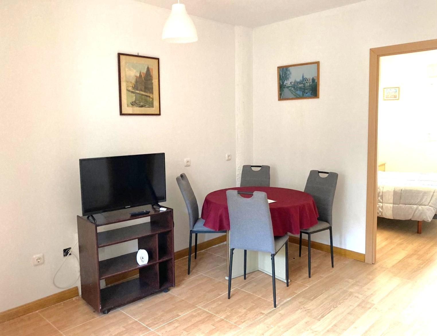 Menjador de Pis en venda en Villaquilambre amb Moblat