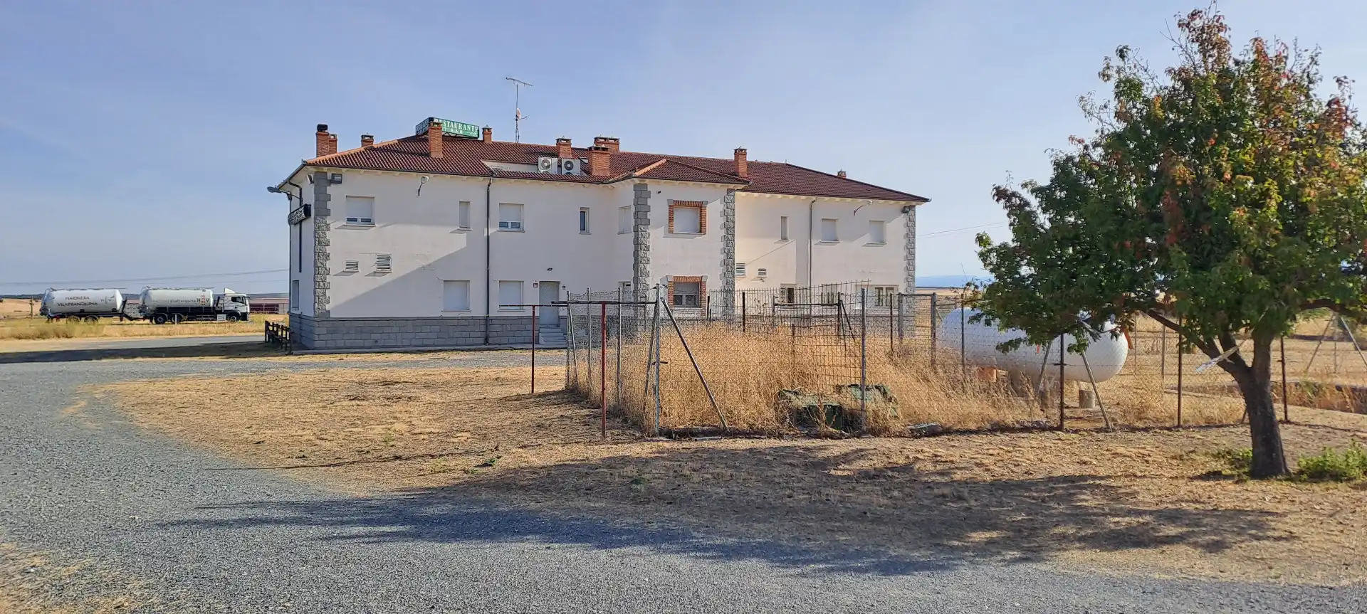 Gebäude zur Miete in N-6, 86, Villacastín