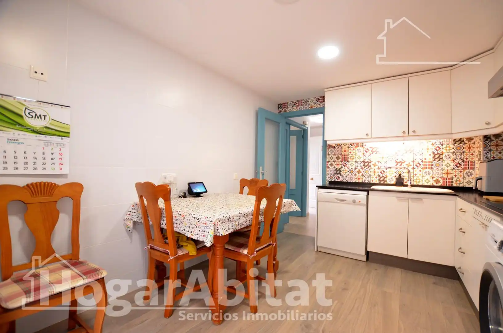 Einfamilien-Reihenhaus zum Verkauf in Cullera mit Privatgarten, Terrasse und Abstellraum
