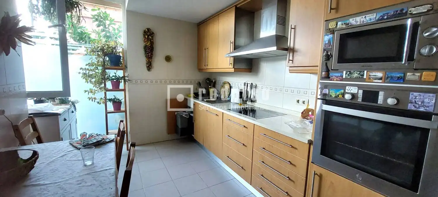 Kitchen of Houses for sale in Talavera de la Reina  with Air Conditioner, Heating and Private garden