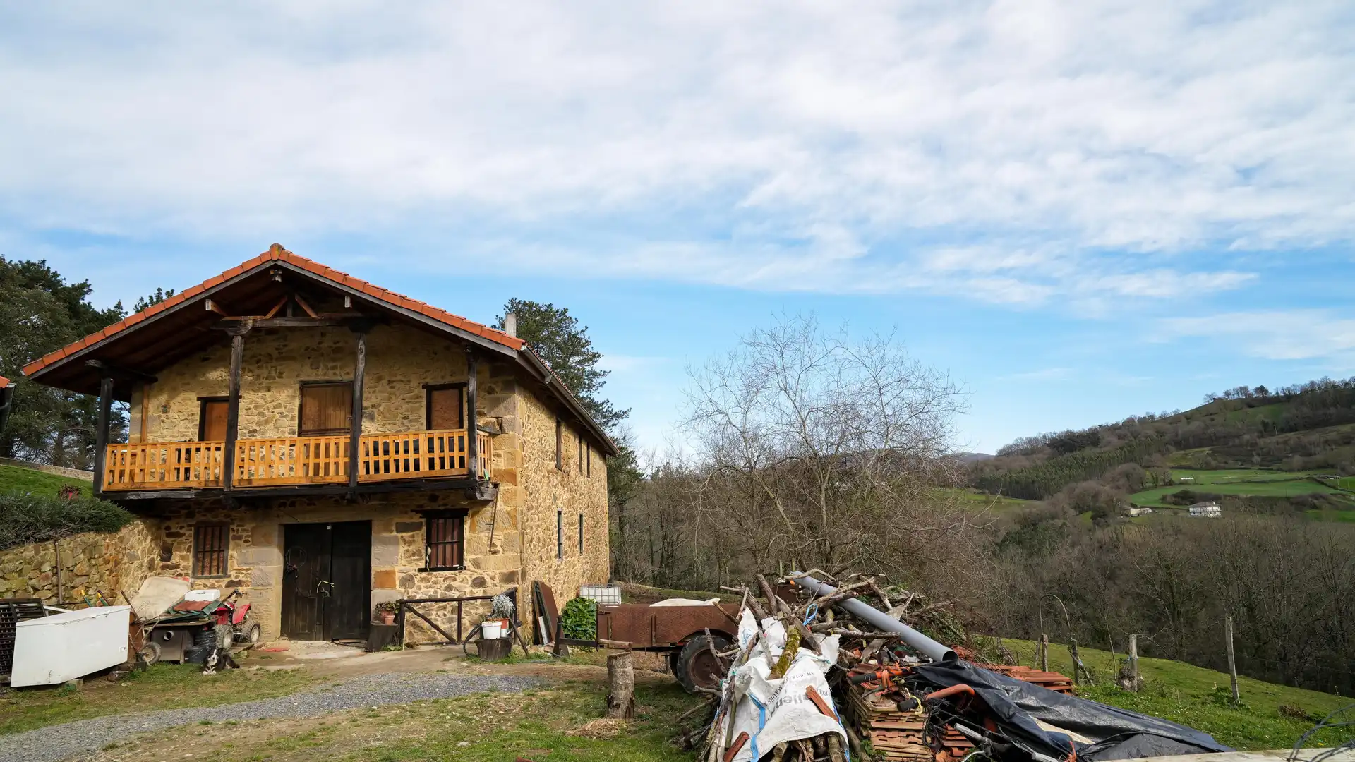 Vista exterior de Casa o chalet en venta en Karrantza Harana / Valle de Carranza con Jardín privado, Terraza y Trastero
