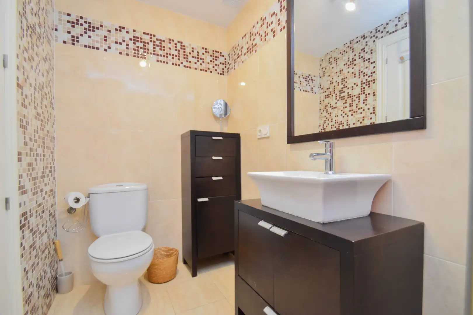 Baño de Ático en venta en Cármenes - Ríos