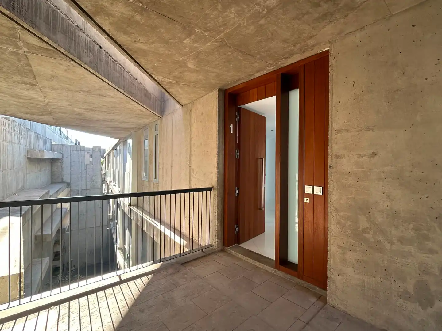 Wohnung zum Verkauf in Santa Cruz de Tenerife mit Privatgarten, Terrasse und Abstellraum