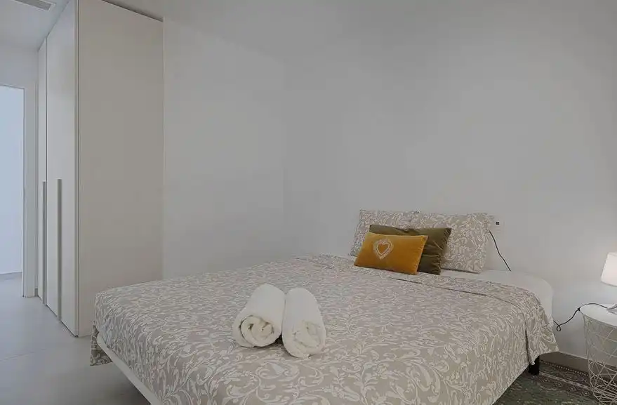 Habitación de Ático en venta en Benalmádena con Aire acondicionado, Terraza y Trastero
