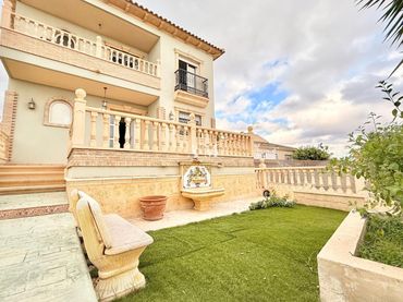 Xalet amb piscina de lloguer a Los Balcones - Los Altos