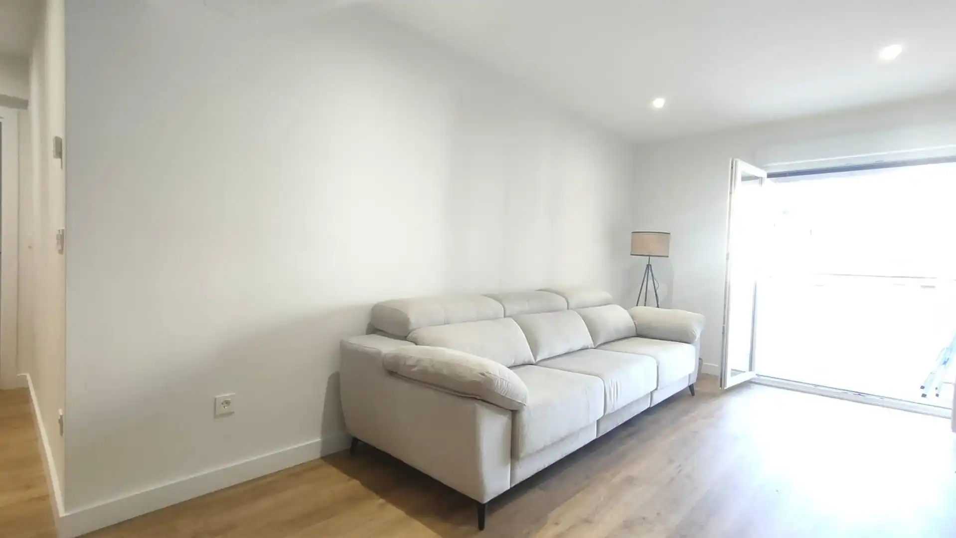 Sala de estar de Piso de alquiler en Donostia - San Sebastián  con Calefacción, Terraza y Amueblado
