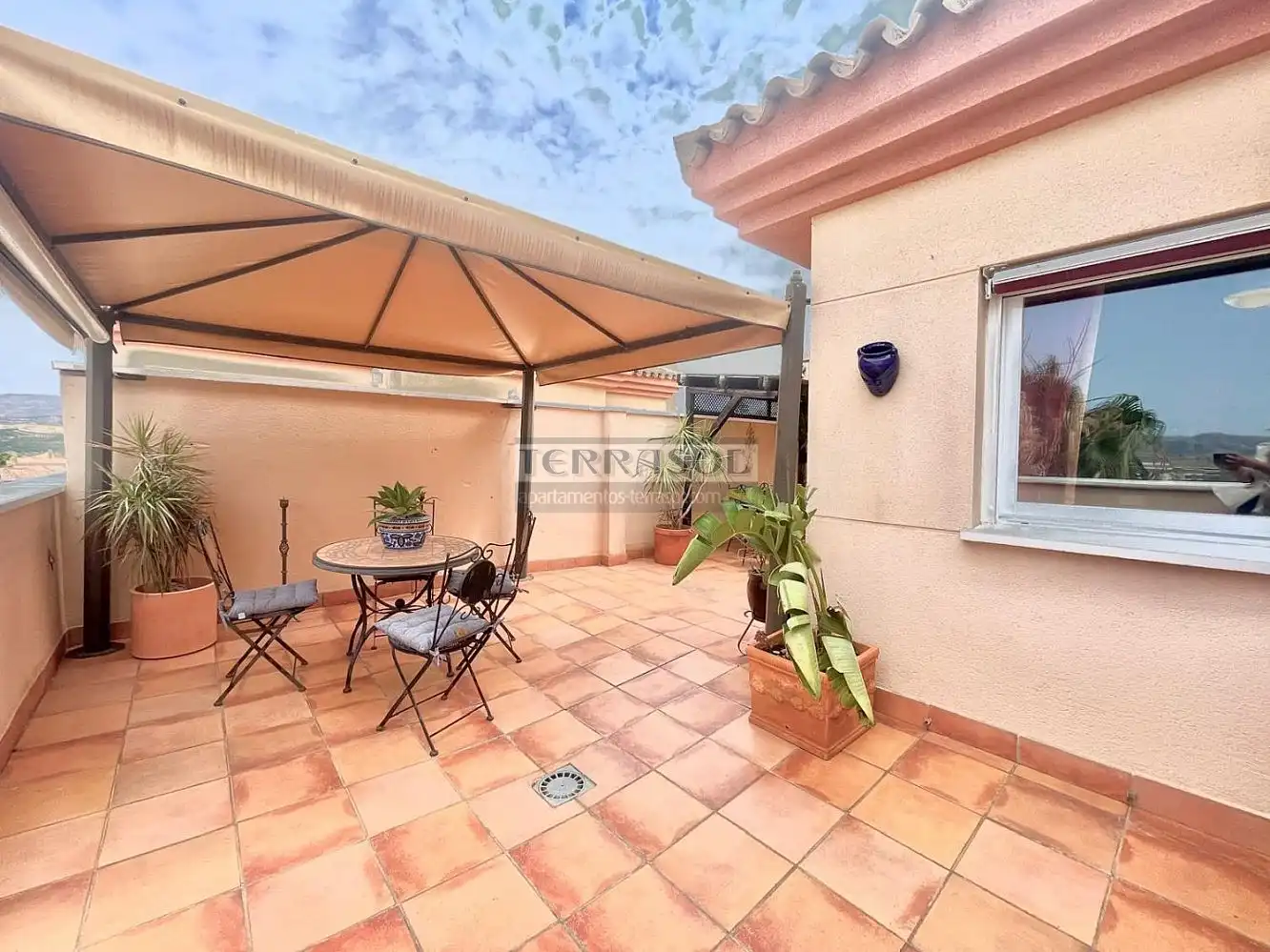 Terraza de Ático en venta en Vélez-Málaga con Aire acondicionado, Calefacción y Jardín privado