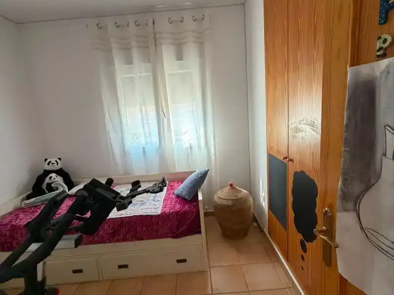 Dormitori de Pis en venda en Náquera amb Aire condicionat, Piscina i Balcó