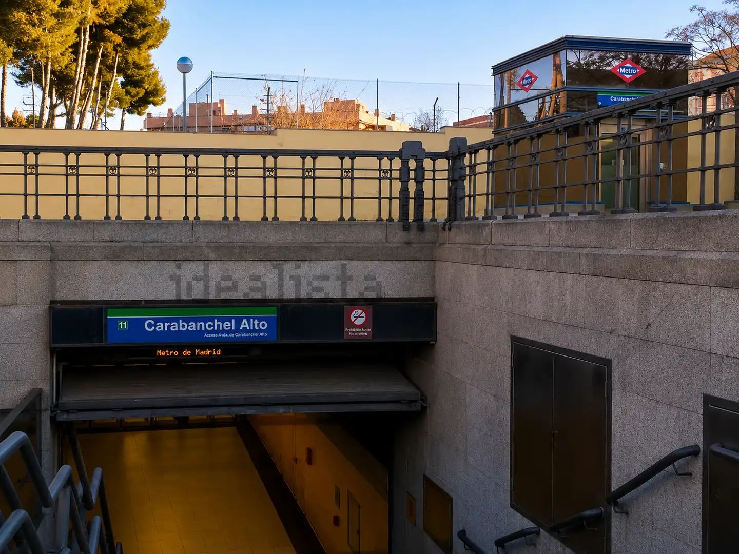 Vista exterior de Piso en venta en Madrid con Calefacción, Amueblado y Horno