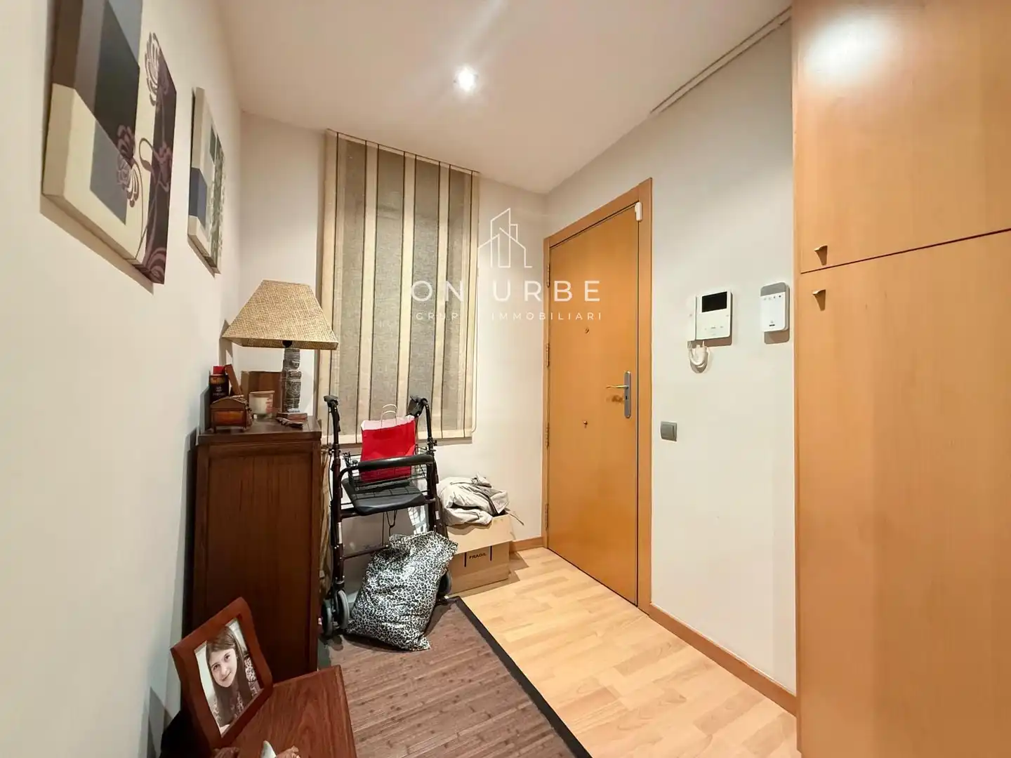 Flat for sale in Barcelona  with Air Conditioner and Terrace