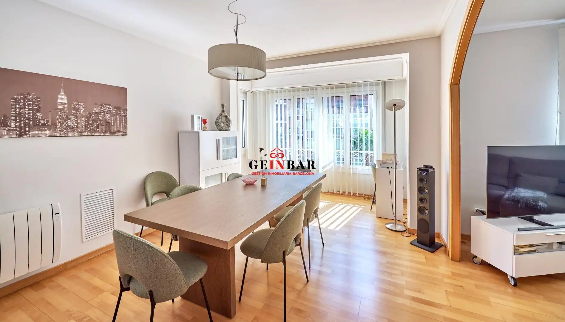 Esszimmer von Wohnung zum Verkauf in Barcelona mit Klimaanlage, Heizung und Parkett