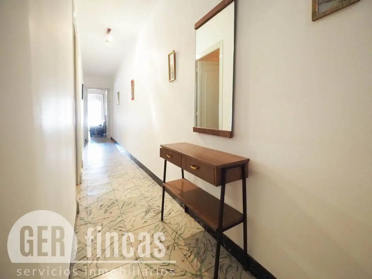 Piso en venta en Terrassa con Terraza