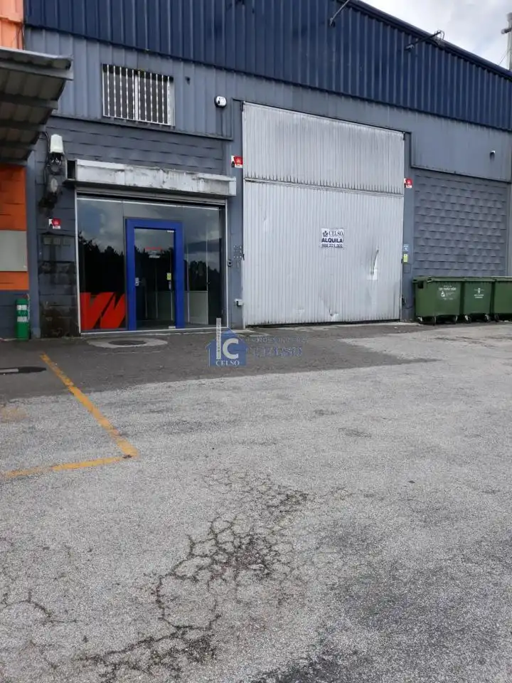 Aparcament de Nau industrial de lloguer en San Cibrao das Viñas