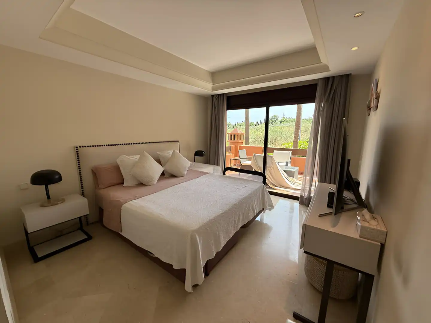 Apartament amb piscina en venda a Nueva Andalucía, imagen 19