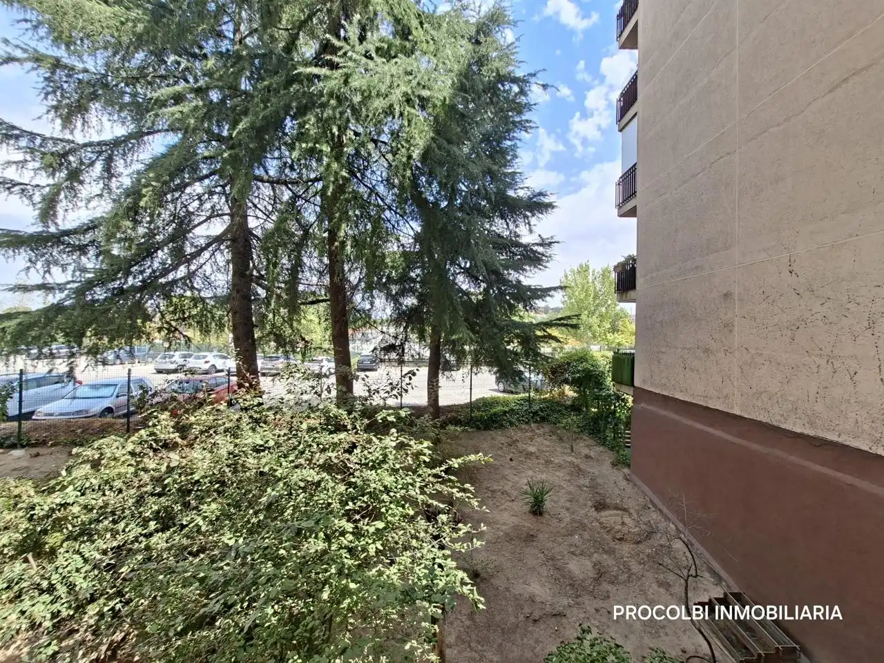 Aparcament de Pis en venda en Algete amb Calefacció, Terrassa i Moblat