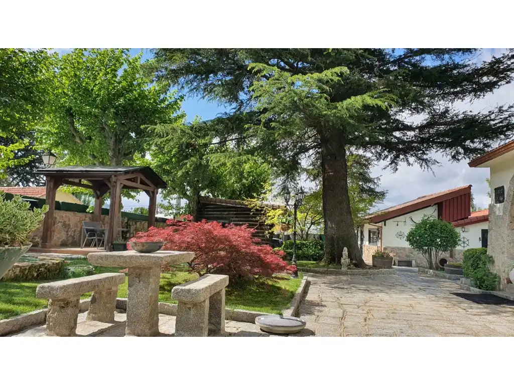 Exterior view of Houses for sale in Cercedilla  with Private garden, Terrace and Storage room