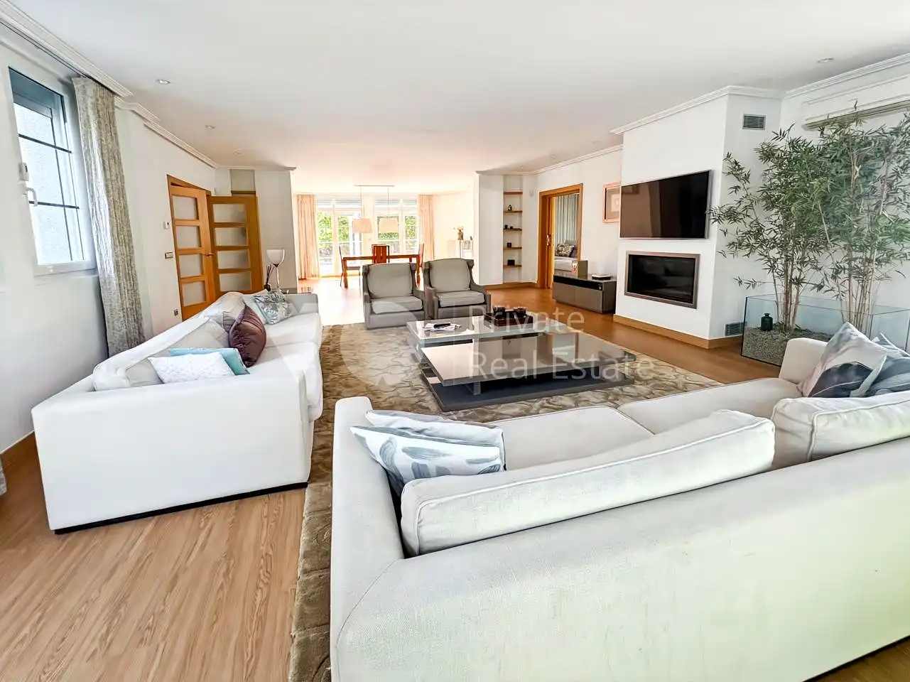 Sala d'estar de Casa o xalet de lloguer en Boadilla del Monte amb Aire condicionat, Calefacció i Jardí privat
