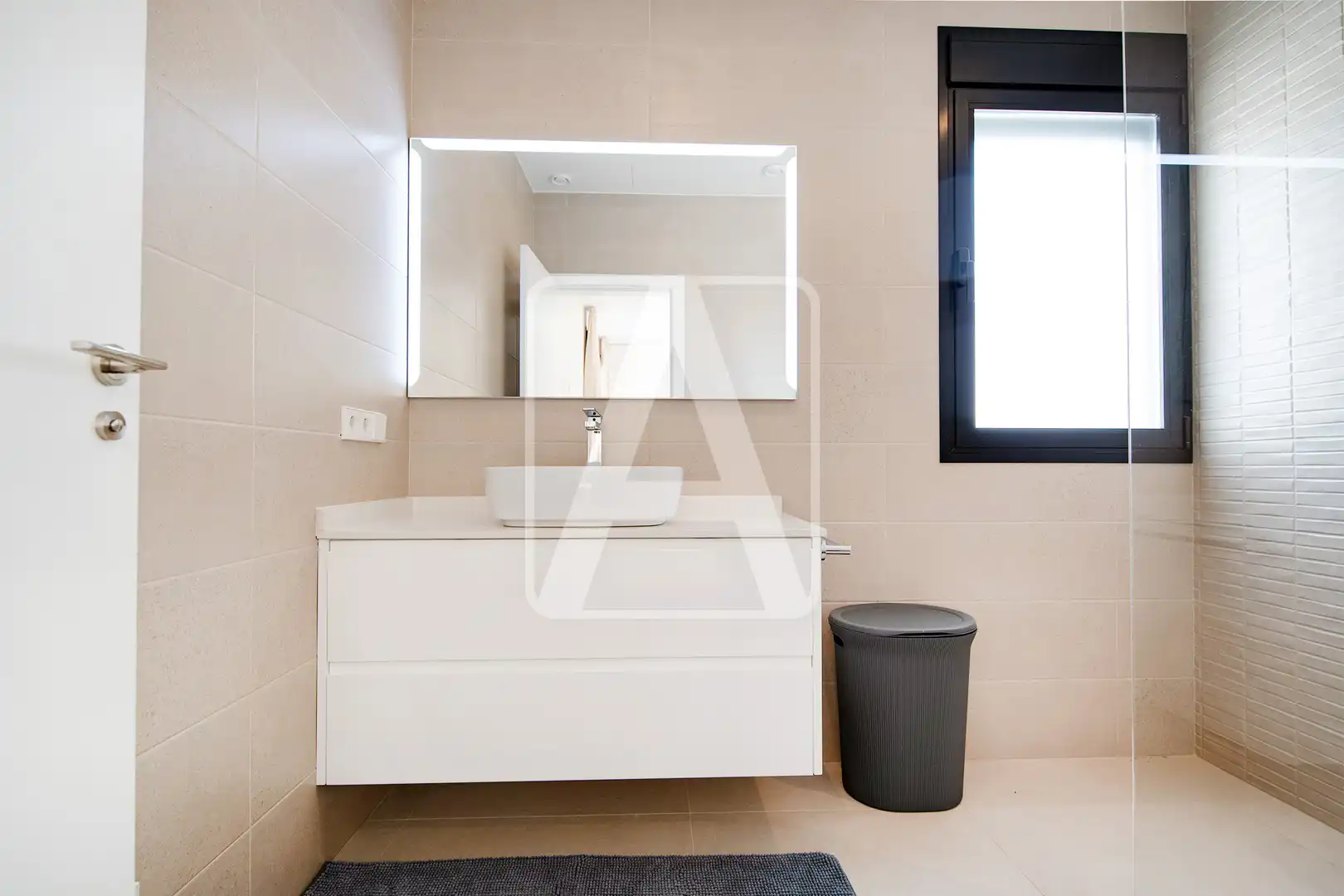 Chalet con piscina en venta en Marisol Park - Ortembach - Los Almendros, imagen 28