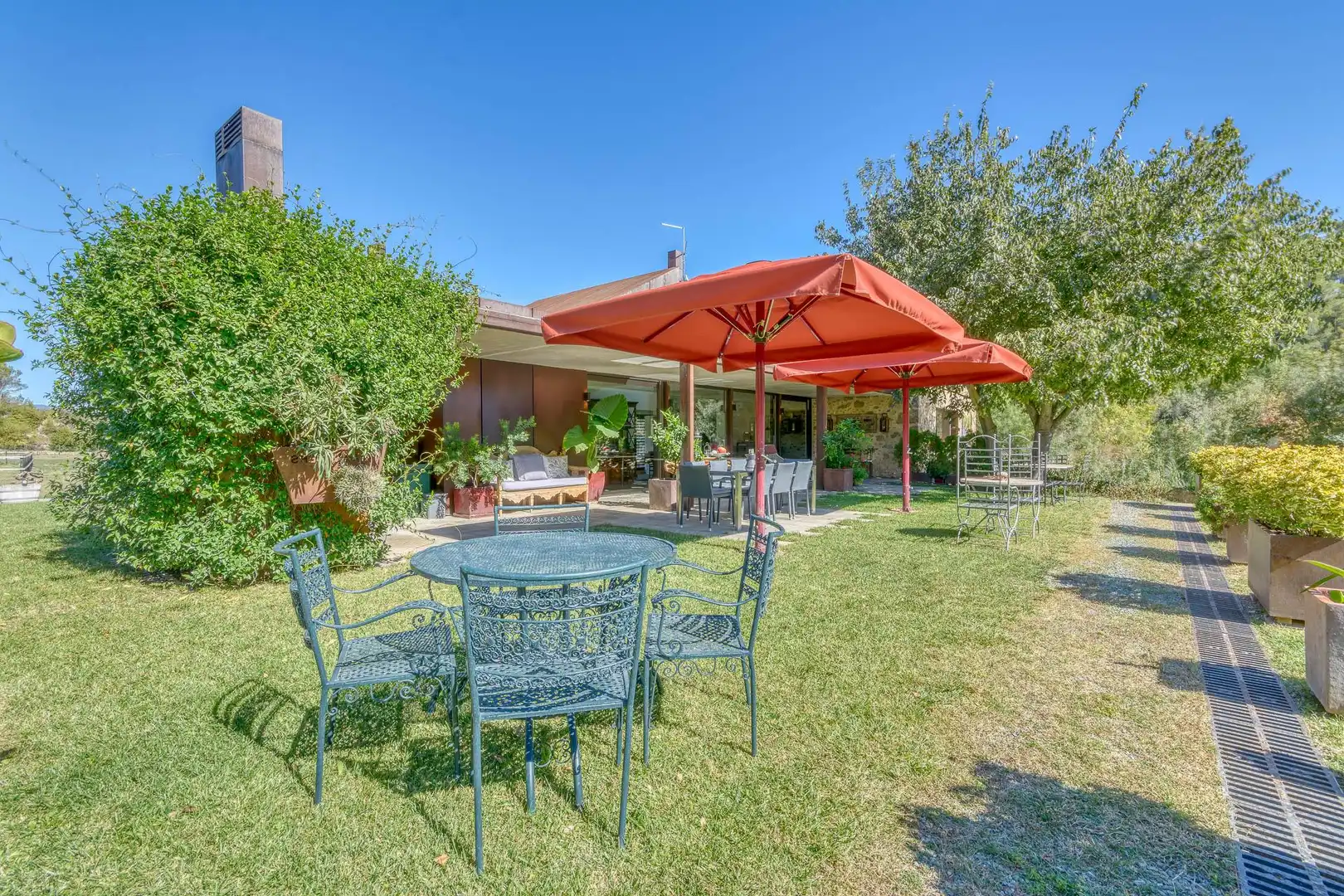 Terraza de Finca rústica en venta en Boadella i les Escaules con Calefacción, Jardín privado y Terraza
