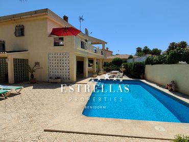 Villa con piscina in vendita a San Rafael - Nucia Park
