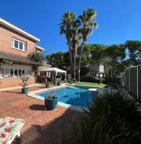 Exterior view of Detached homes for sale in Tarragona  with Heating, Terrace and Storage room