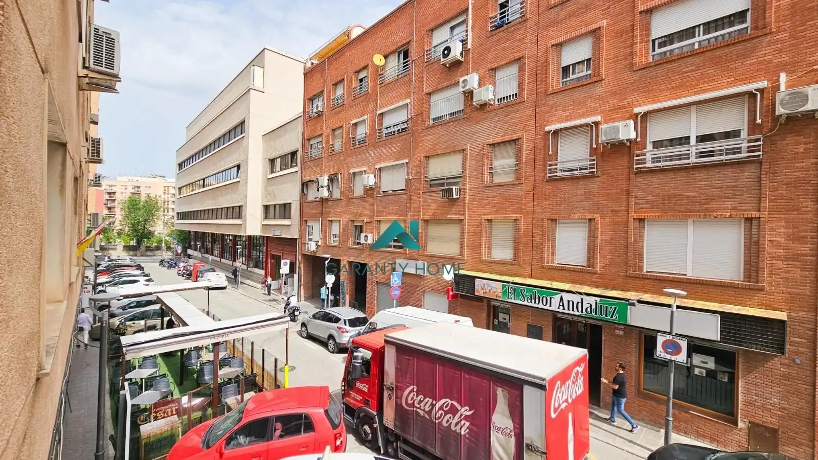 Außenansicht von Wohnung zur Miete in Jaén mit Klimaanlage, Heizung und Abstellraum