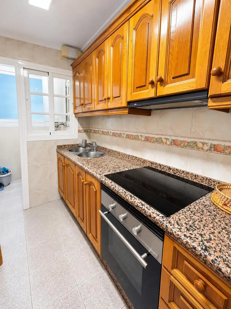 Apartamento de alquiler en Los Boliches