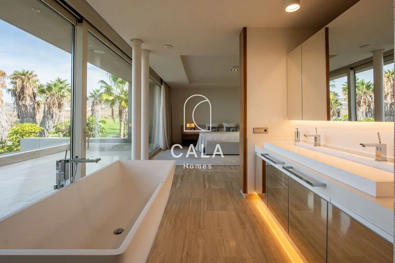 Bathroom of Houses for sale in Adeje  with Air Conditioner, Heating and Terrace