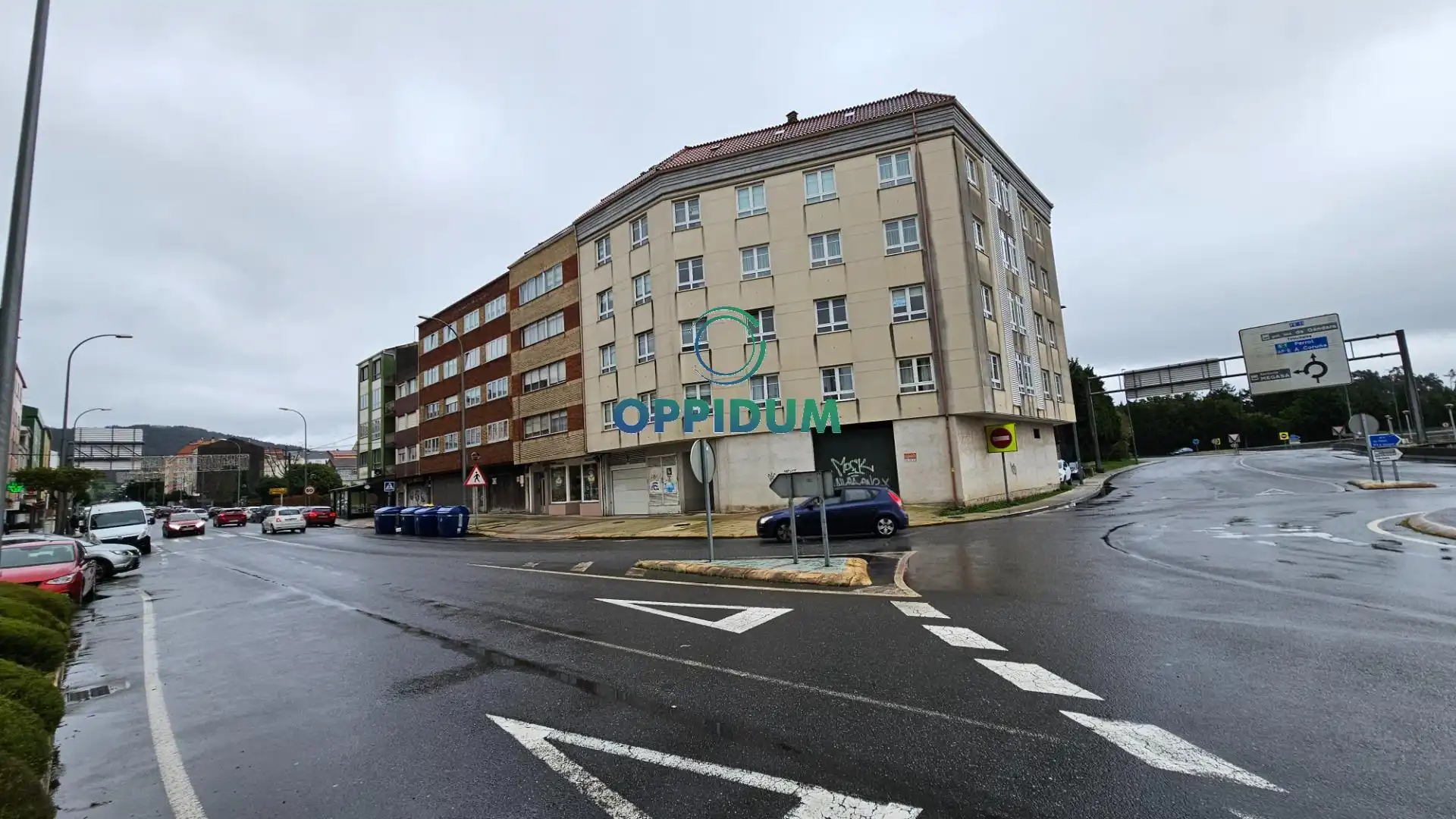 Flat with lift for sale in Carretera Castilla 734