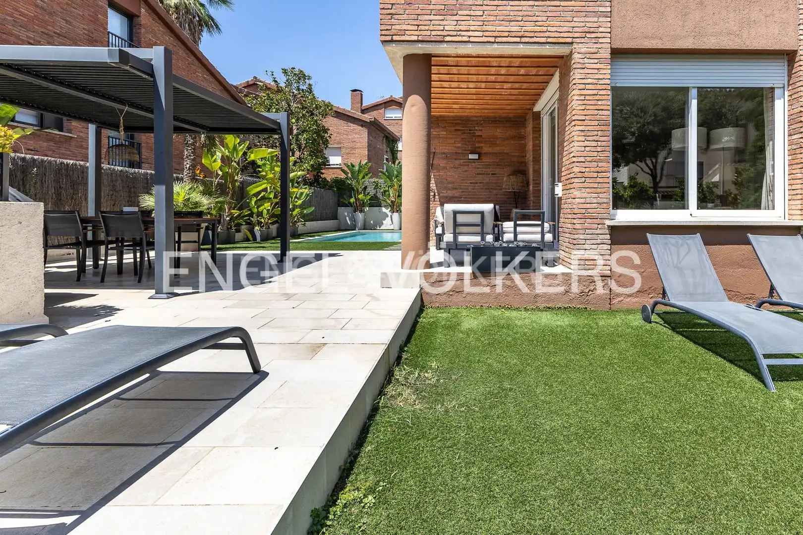 Terraza de Casa o chalet en venta en El Masnou con Aire acondicionado, Calefacción y Jardín privado
