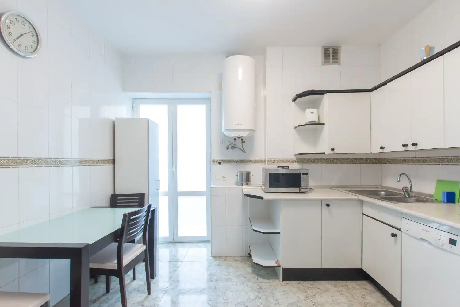 Cocina de Piso en venta en  Pamplona / Iruña con Calefacción, Amueblado y Balcón