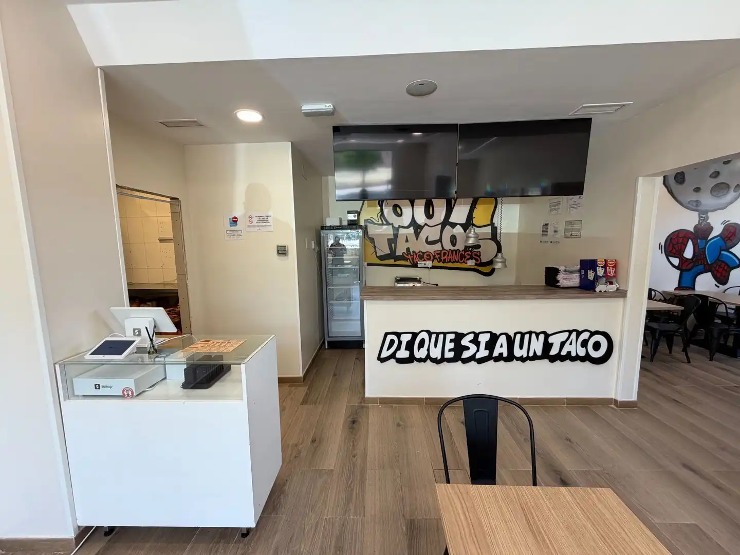 Local en traspaso en Fuenlabrada con Aire acondicionado
