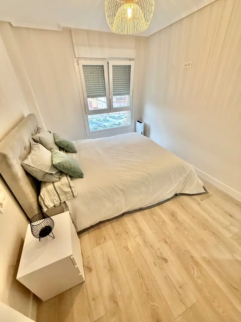 Habitación de Piso en venta en Barakaldo  con Balcón