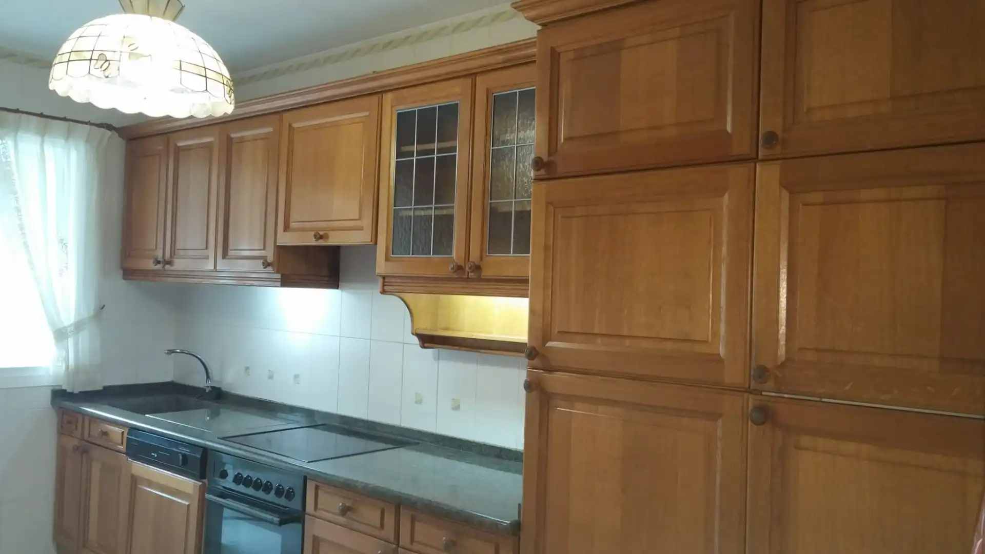 Cuina de Dúplex de lloguer en Ferrol amb Calefacció, Parquet i Moblat
