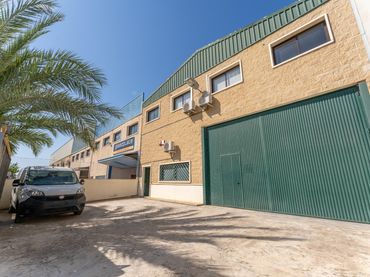 Nau industrial en venda a Pedanías Este