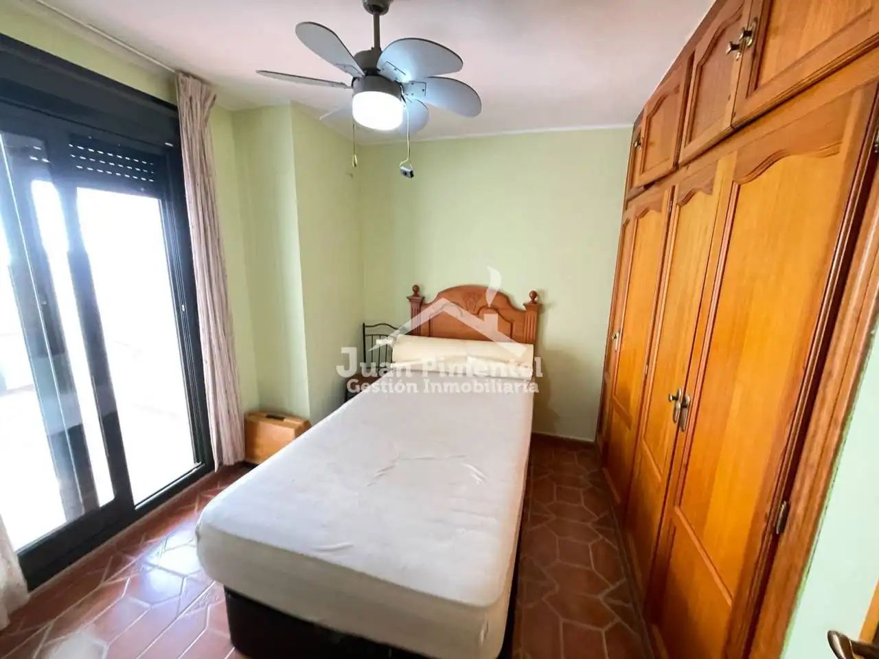 Detached homes for rent in Calle Casares, 1, Centro