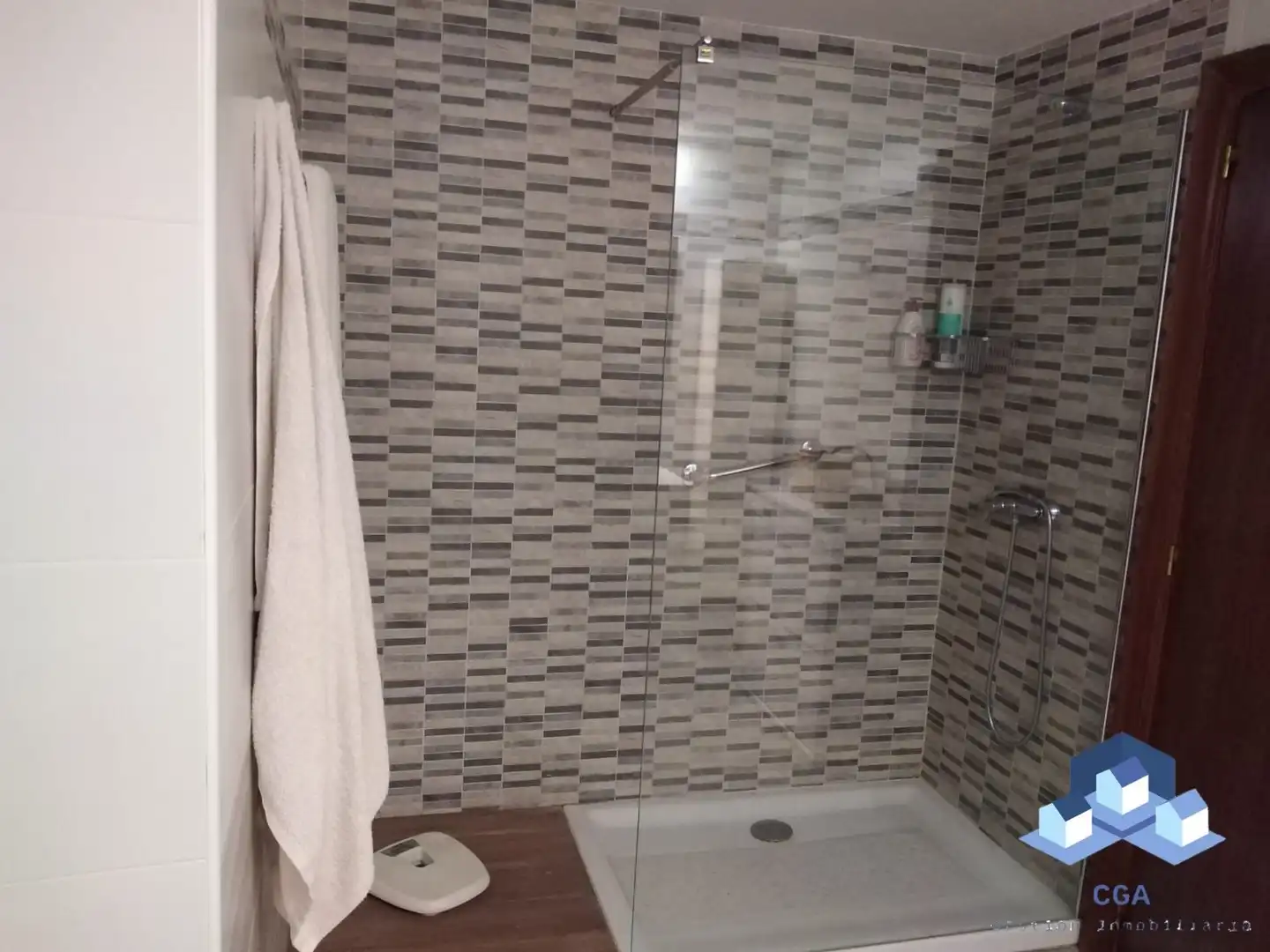 Bathroom of Flat for sale in Lorca  with Air Conditioner and Furnished