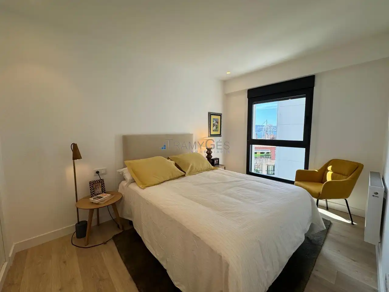 Habitación de Piso en venta en Vigo  con Calefacción y Terraza