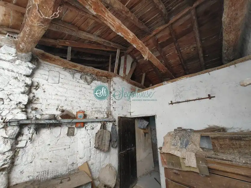 Houses for sale in Segovia
