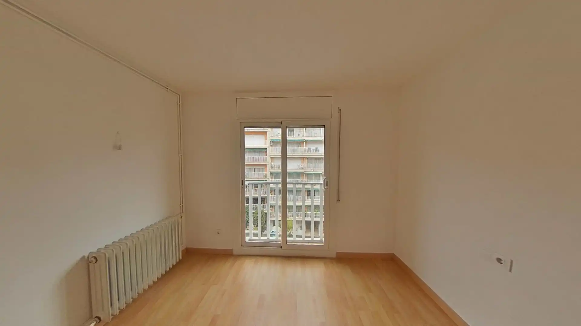 Bedroom of Flat for sale in Terrassa  with Heating