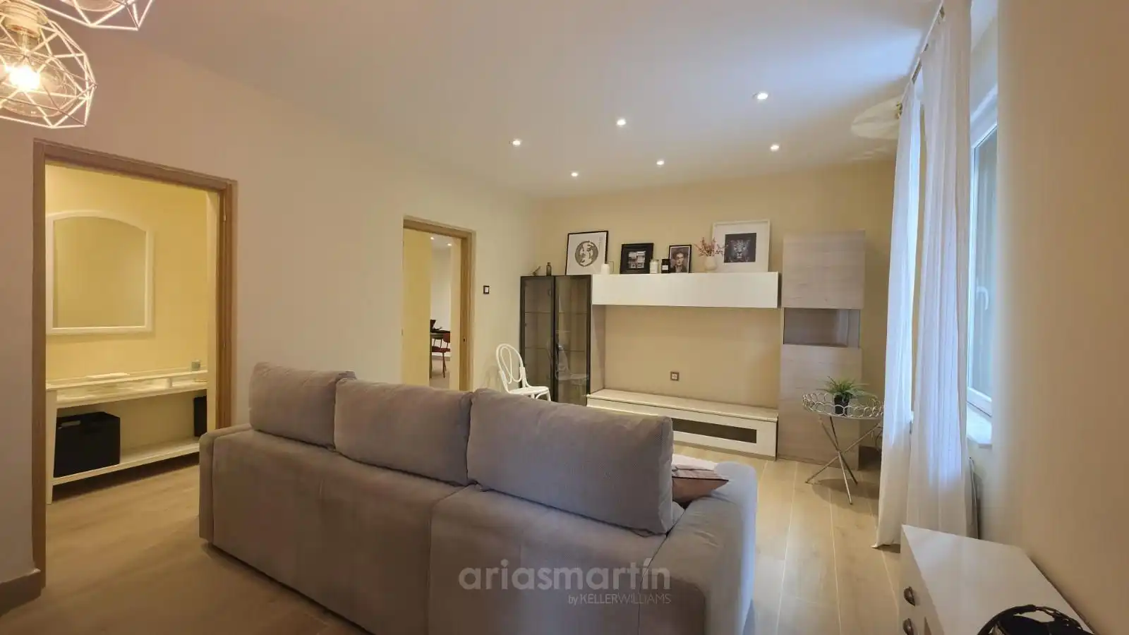 Living room of Flat for rent in Salamanca  with Heating and Furnished