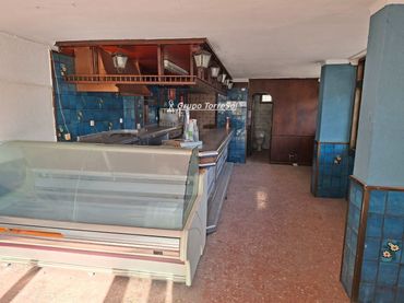 Local comercial en venda a BAIXADOR