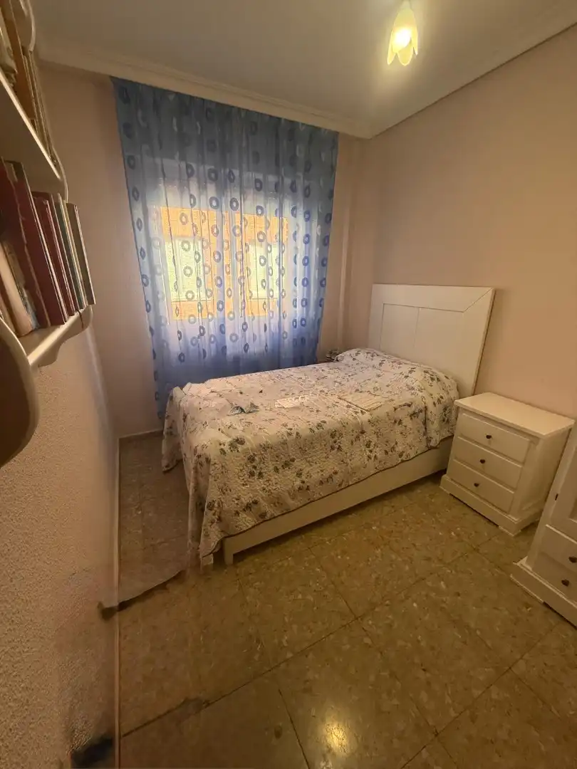 Habitación de Piso en venta en Ciudad Real con Aire acondicionado, Calefacción y Trastero