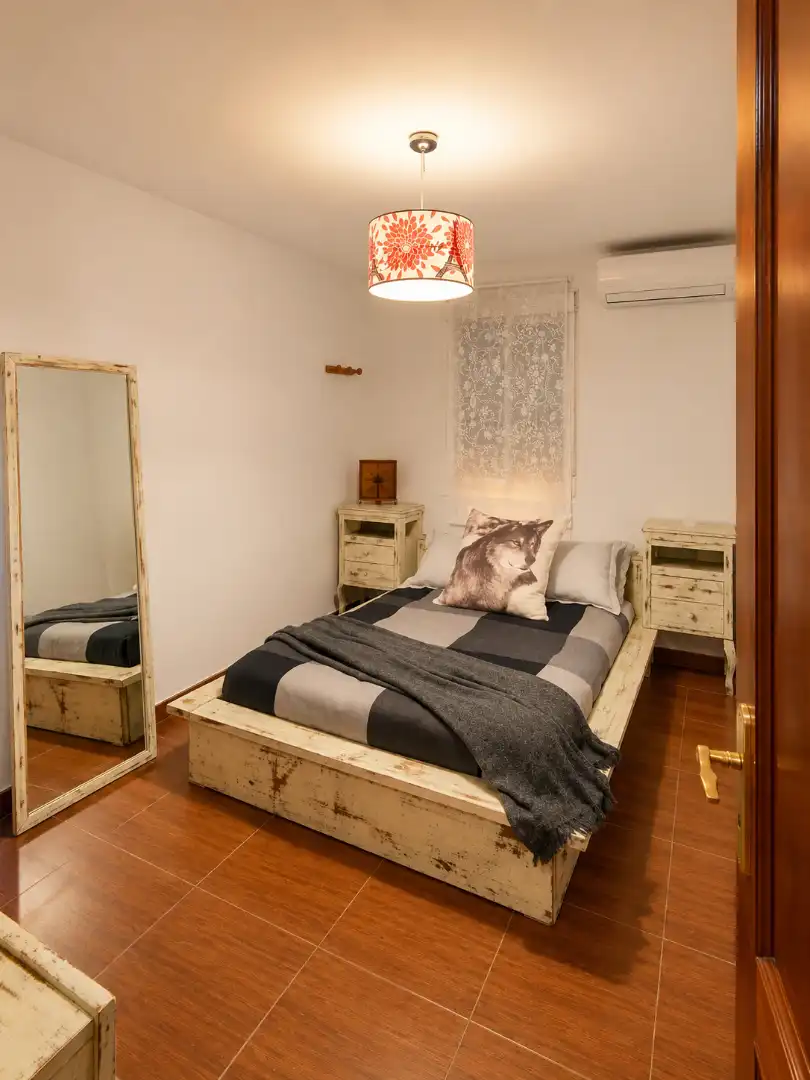 Schlafzimmer von Wohnung zum Verkauf in Sevilla mit Klimaanlage