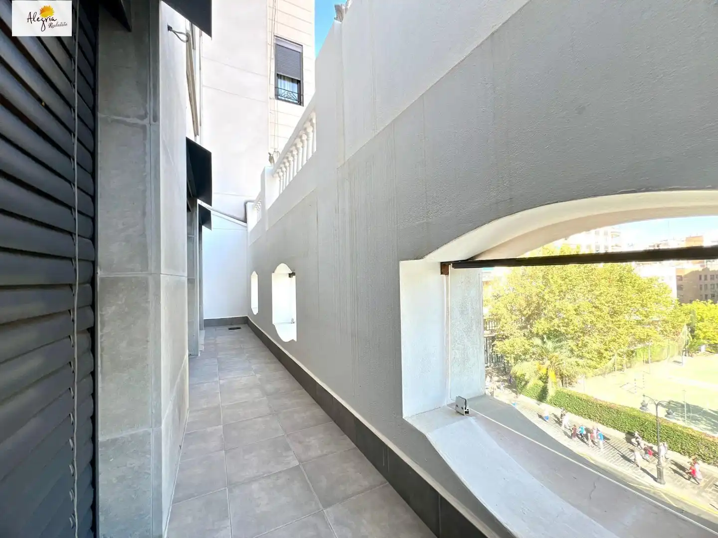 Maisonette zum Verkauf in Valencia mit Klimaanlage, Heizung und Terrasse